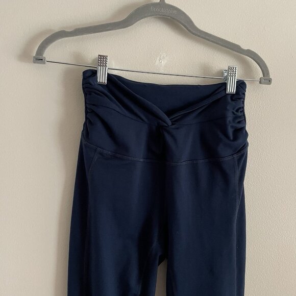 FP Movement S Midnight Navy Twist Front High Rise Breathe Deeper Ankle Legging - Picture 4 of 11